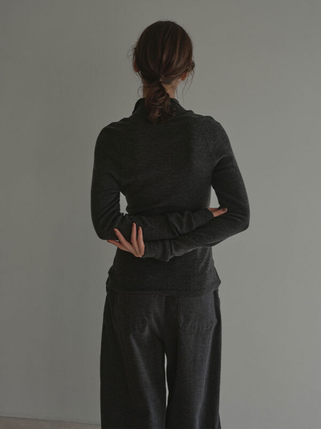 ETRE TOKYO 2wayコンフィーハイネックニットプルオーバー