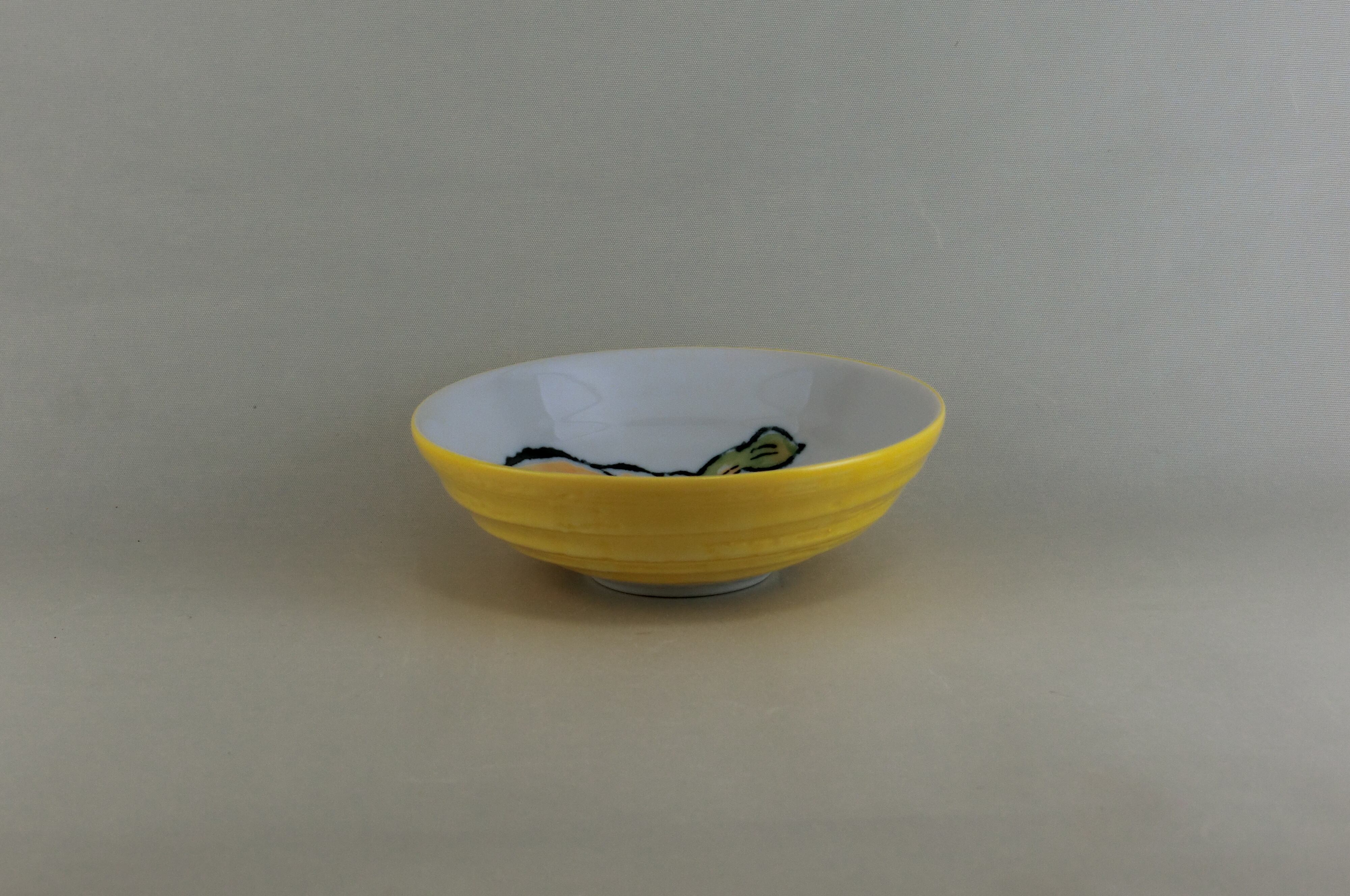 野菜シリーズ　浅小鉢（パブリカ）