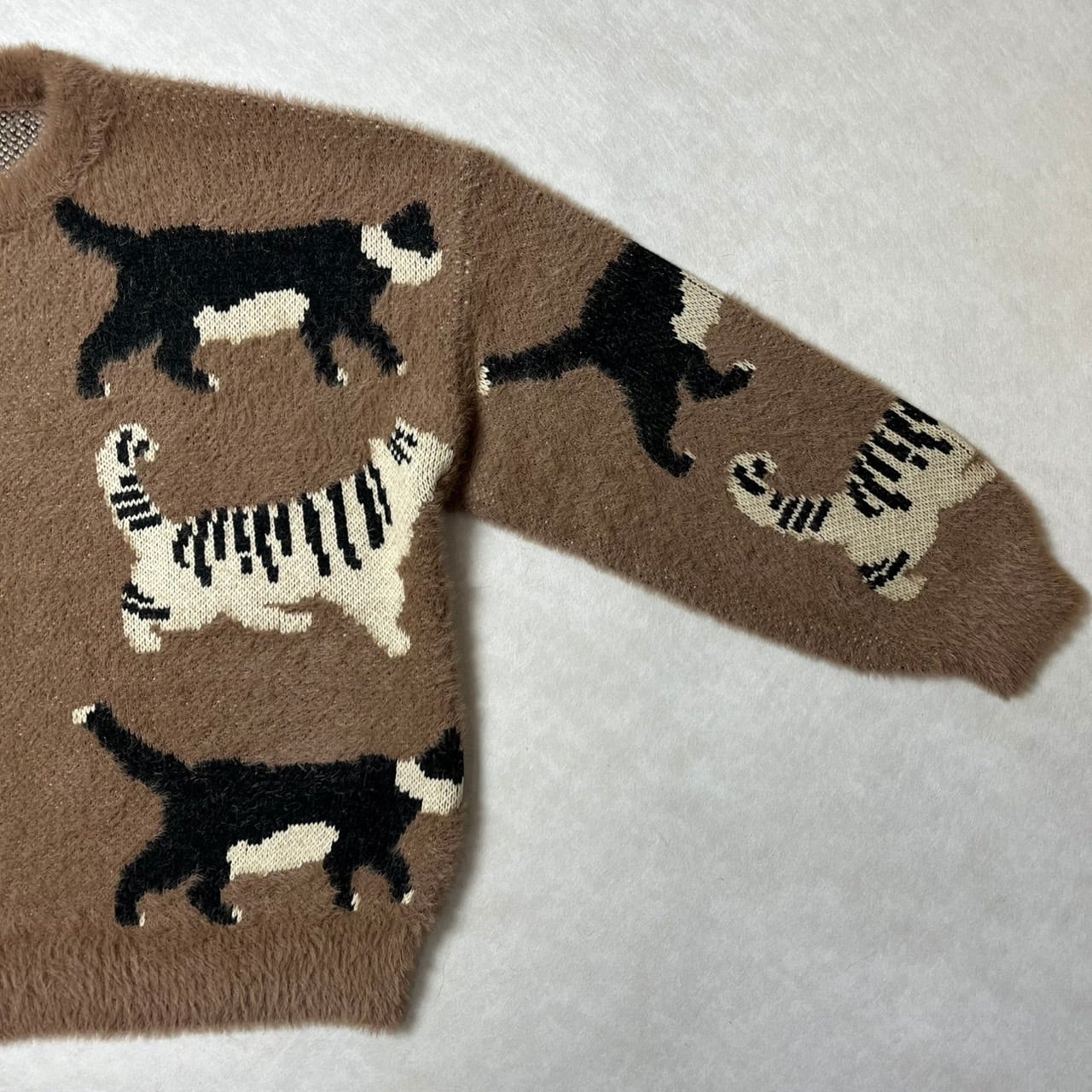 猫クルーネックニット 長袖 KN5711 CIAO | CIAO TOKYO［チャオ