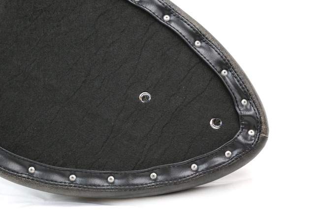 【抽選販売】クラックレザー : スタンダード・コブラシート［タック&ロール］Leahter/本革　(CSC01)