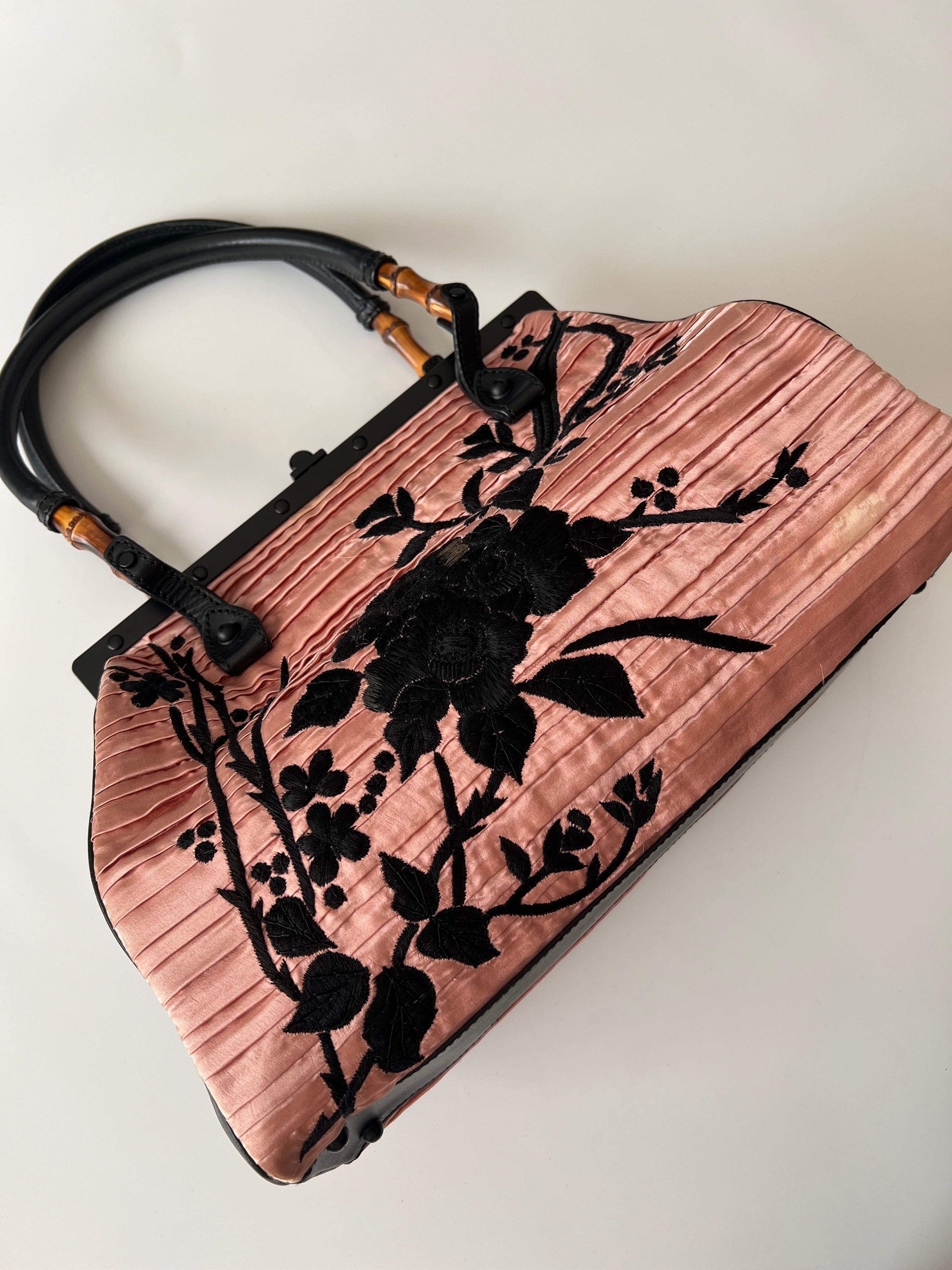SS2003 GUCCI By Tom Ford HAND BAG | triptraproll