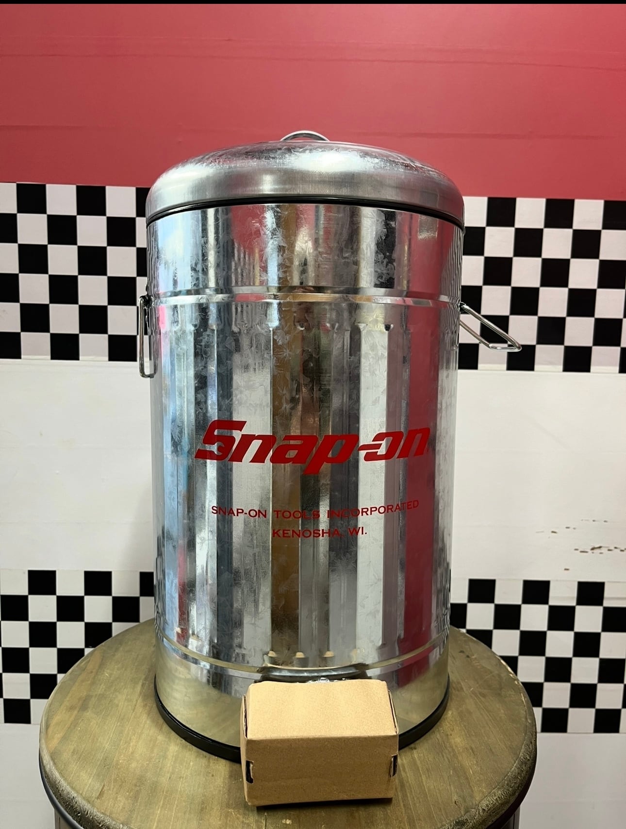 Snap-on ステンレススチール ごみ箱 Pedal Trash Can Snap-on スナップオン ゴミ箱 | キャンプ・アウトドア