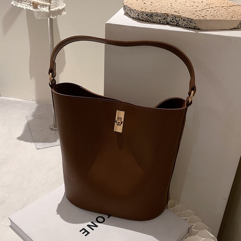 カジュアルスタンダードオータムウィンター レトロ 秋物 冬物 メッセンジャーバッグ Tiancai_Wing_Bag46881275277