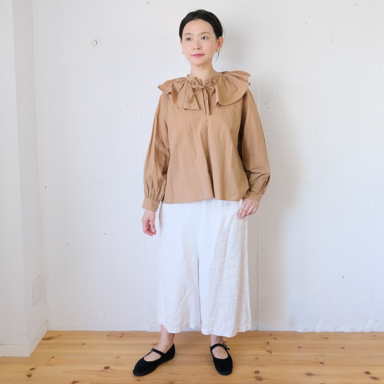 ROBE de PEAU(ローブデポー) ラッフルカラーブラウス