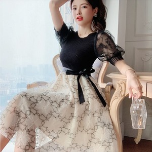 【送料無料】 ドレス 3色 ロングドレス ワンピース dress 衣装 パーティドレス ベルティングドレス ベルティングドレス ロング ひざ丈 ミモレ 袖あり 半袖 パフスリーブ ラウンドネック クルーネック Aライン フレア ドッキング レース 異素材切り替え 透け感 シースルー エレガント 可愛い 大人可愛い きれいめ シンプル カジュアル コンサバ 華やか 大人 上品 おしゃれ お洒落 レトロ こなれ感 高見え 高級感 フェミニン 花柄 春 20代 30代 40代 レディース ママ服 パーティ