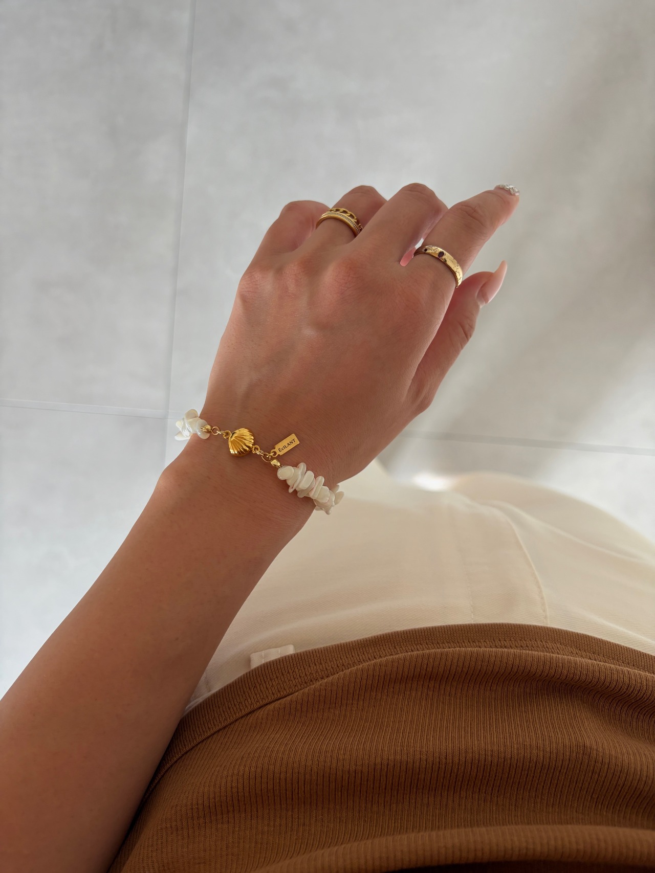 magnet bracelet | Shell Glow［GB040-WH］