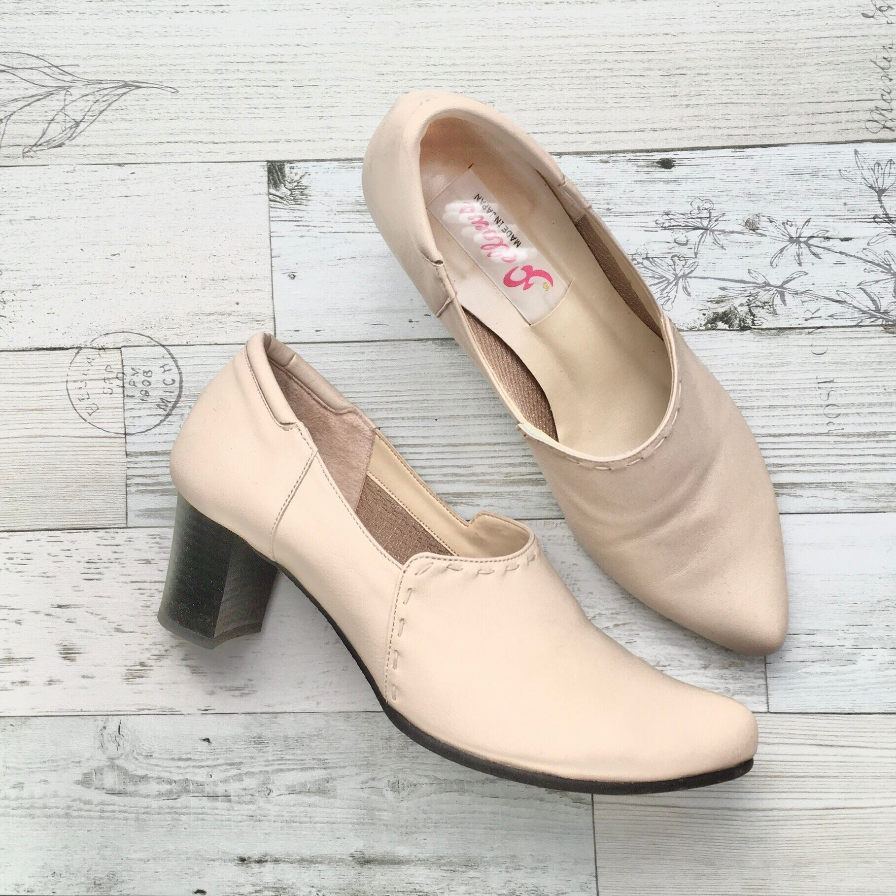 ステッチポインテッドパンプス