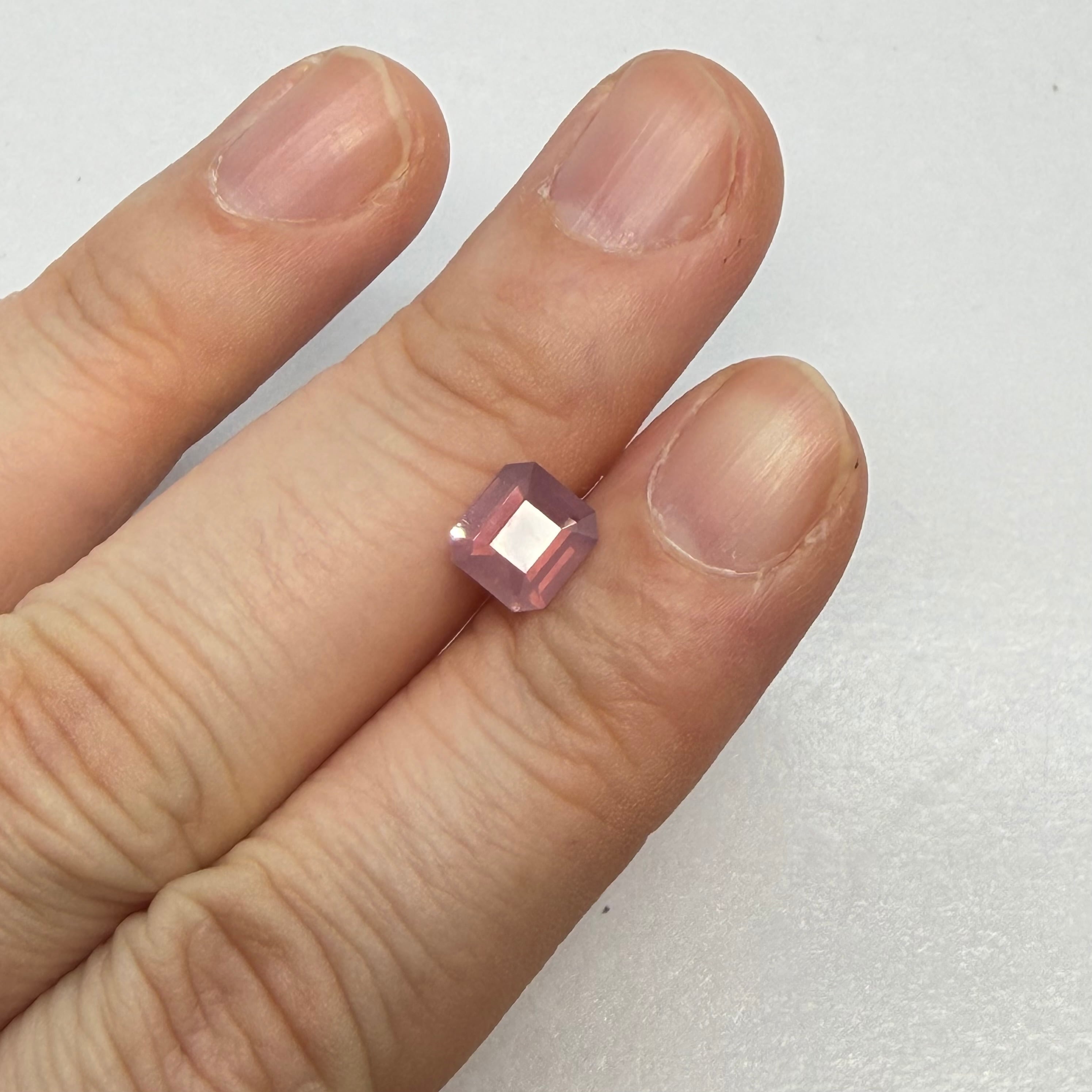 ストロベリーミルクキャンディなミルキースピネル