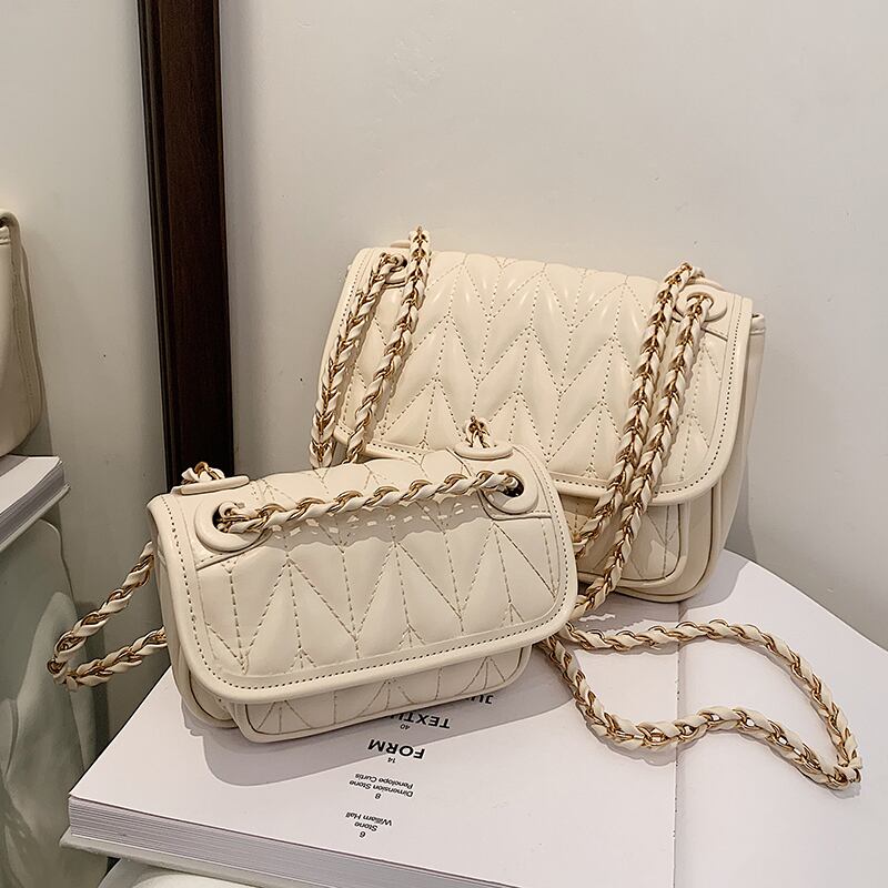 チェーン ワンショルダーサマー 夏物 Tiancai_Wing_Bag17158253885