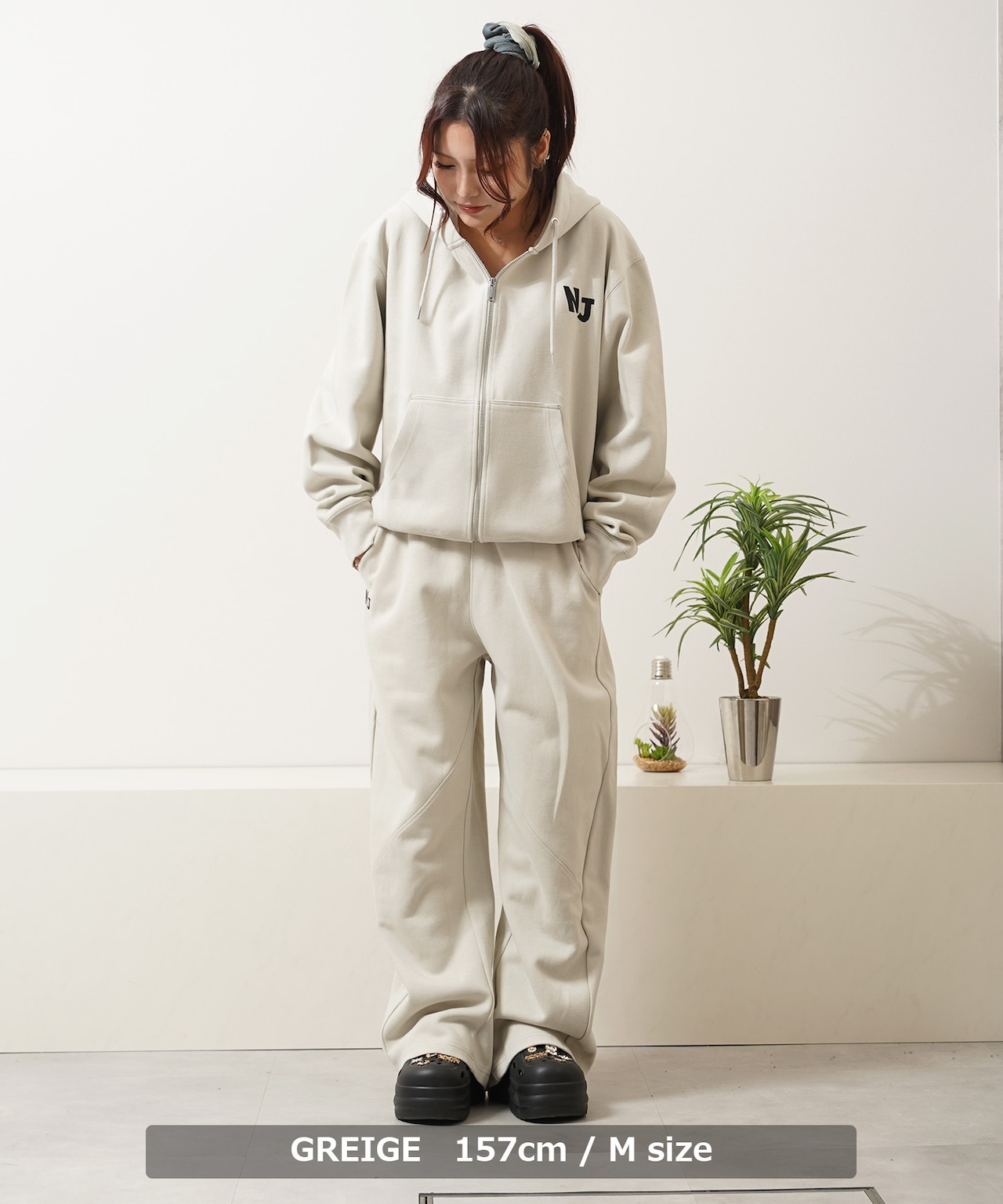 ◆NEW JACK 刺繍 クロップド ZIPパーカー◆gt-7822162