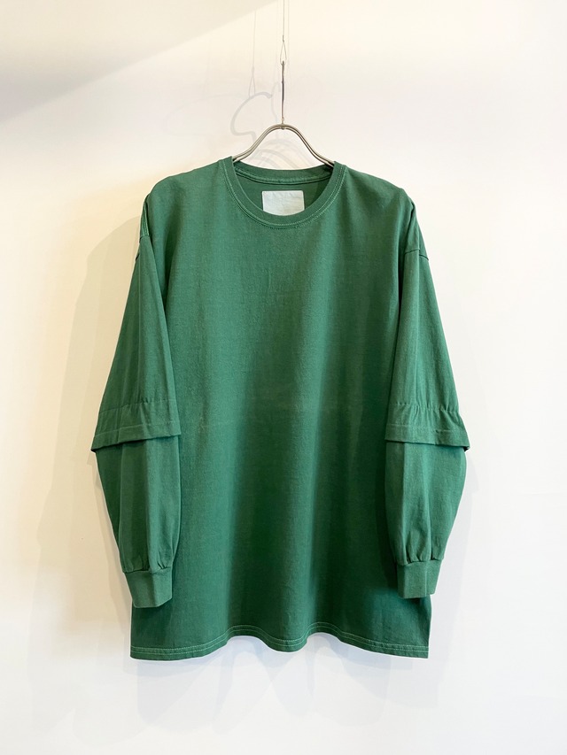 TrAnsference loose fit sleeve layered T-shirt - dull green garment dyed effect