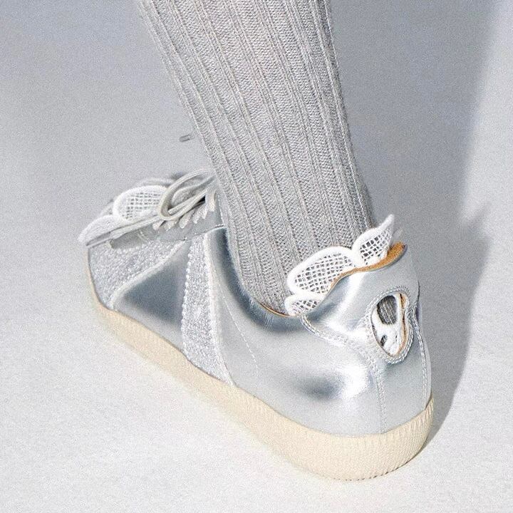 CONP] Acid Lace Low-Top Sneaker | BYORI