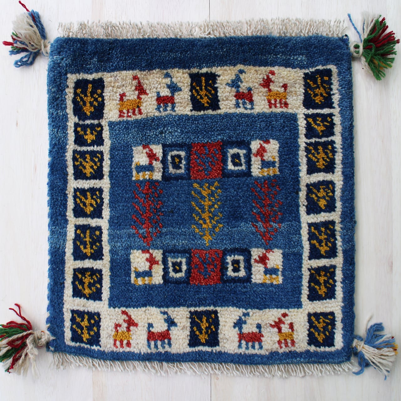 ミニギャッベ 座布団サイズ イラン産 40×40㎝ （品番404018413） ペルシャ絨毯バハール