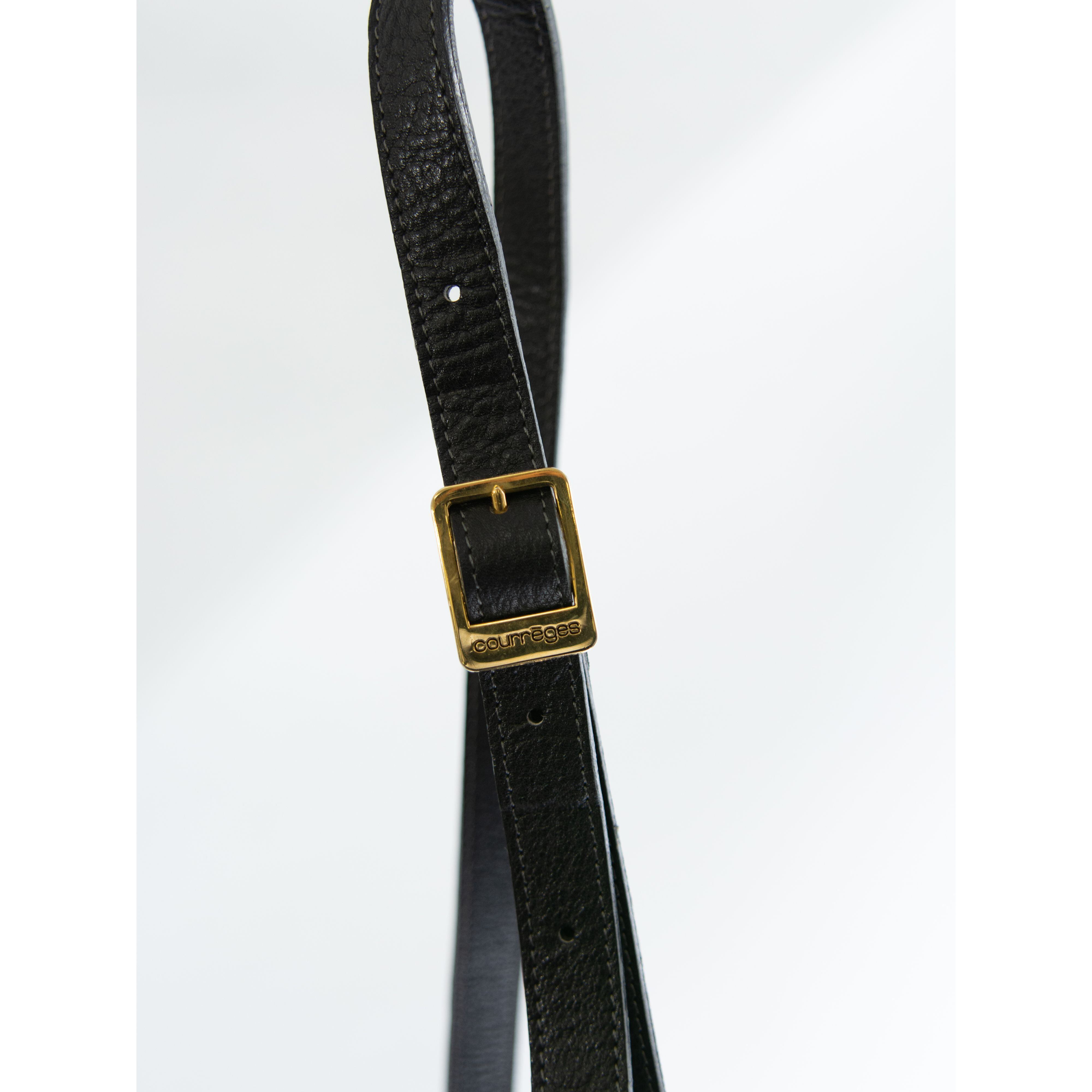 【courreges paris】Made in France leather crossbody mini bag（クレージュ フランス製 レザークロスボディミニバッグ ショルダー ）11c