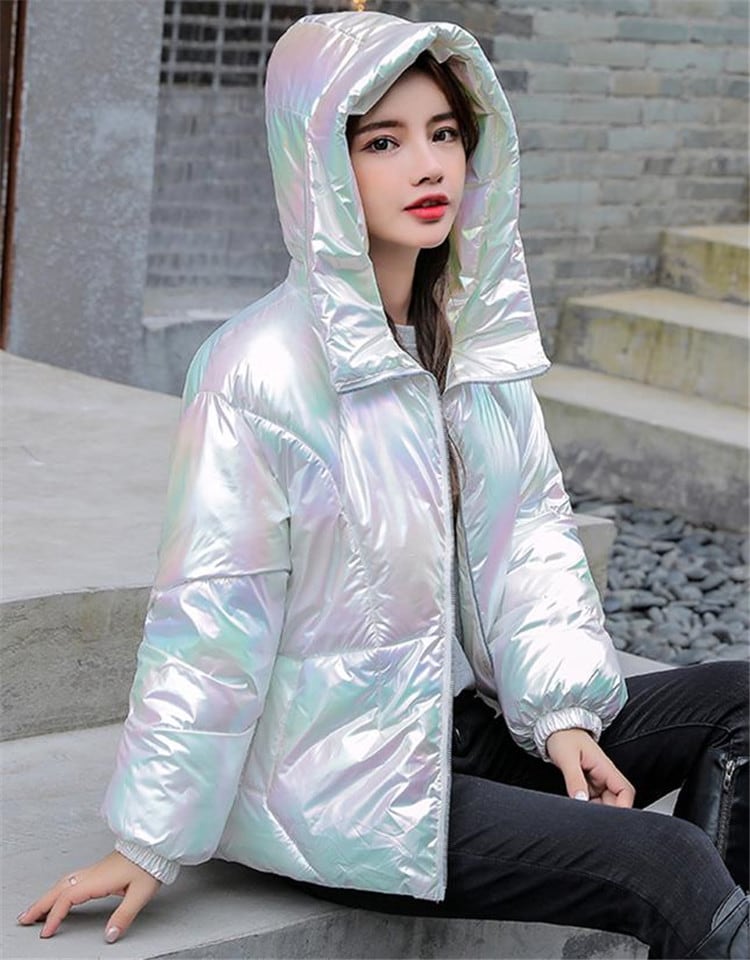 おしゃれの必需品 光沢のある 厚い カラフルな ダウンコート 新しいスタイル