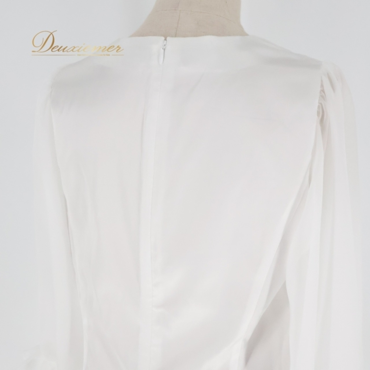 フラダンス 衣装 トップス ブラウス ホワイト系 アレミティ 日本製 サテン チュール AREMITI 真っ白 無地 シンプル フリル袖 透け感 光沢感 ハワイアン アロハ フラ ダンス レッスン 練習 かわいい おしゃれ 上品 フラダンス衣装 ダンスウェア エレガント トップスコーデ 透け感デザイン セットアップ おしゃれ着 高級感 チュールデザイン レディース 白色 スタイリッシュ お洒落