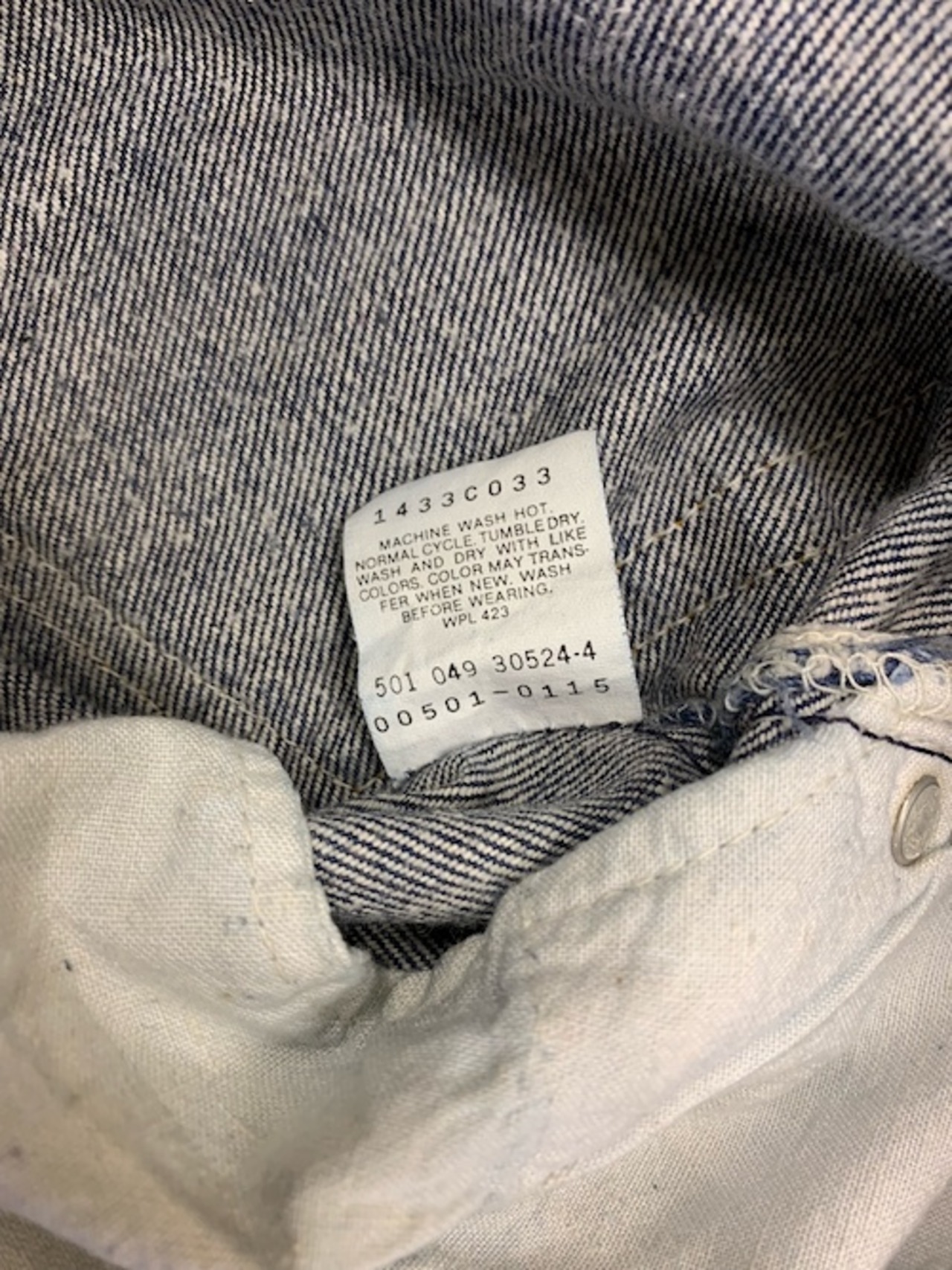 M-268  リーバイス 501レギュラー古着 1989年 米国製刻印501   W 76cm(ぐるり） 股下 68cm
