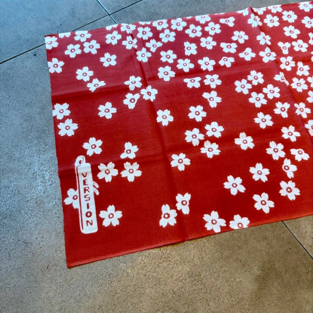 常吉　赤箱 ユーザーセレクション　手拭い付き TENUGUI VERSION 伝統工芸 手ぬぐい桜吹雪 sakura RED BROWN