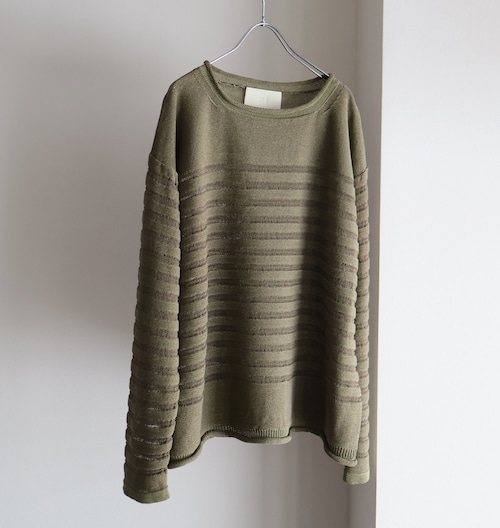 INNAT “ PANEL BORDER SWEATER ( Khaki )”