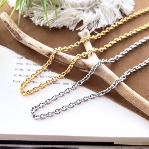 Basic Plane Necklace