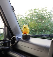 「I DON'T CARE ABOUT FLOWERS!」 - Dashboard Accessory /フリージアイエロー（M&MsｘMARUMARUMARU TATTOO コラボ）
