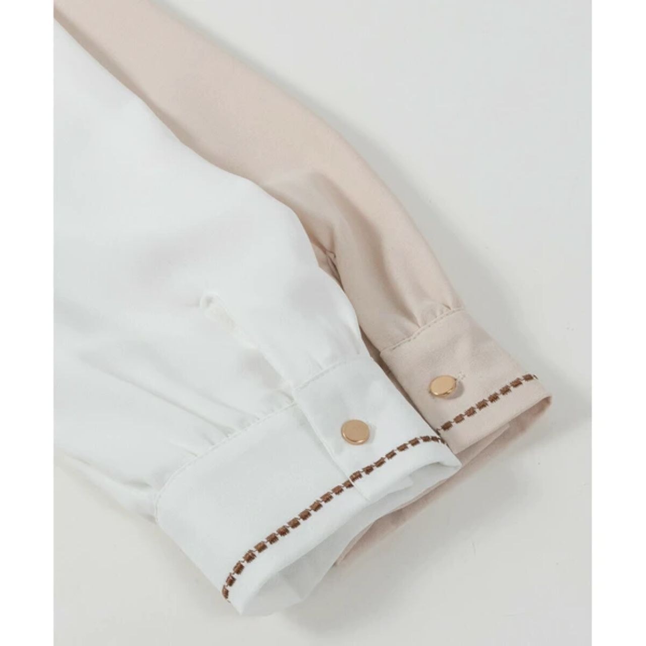 リボン付き ブラウス ベージュ