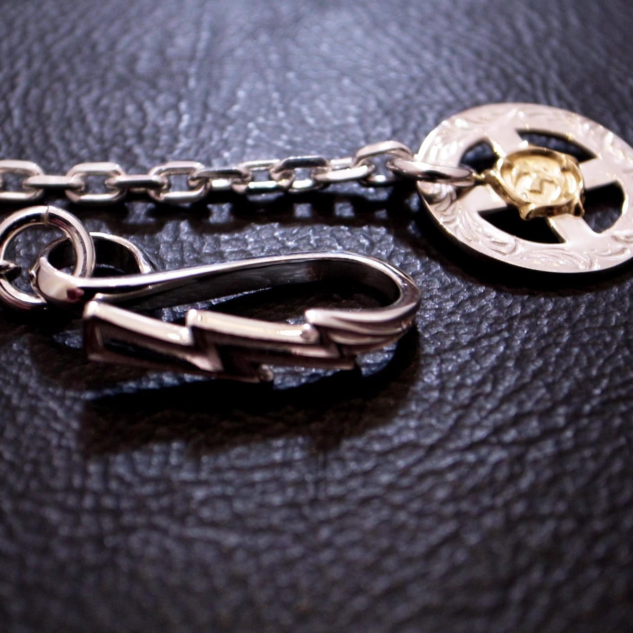 TARO WASHIMI : THUNDER HOOK MEDICINE WHEEL CHAIN K 50 - ARABESQUE