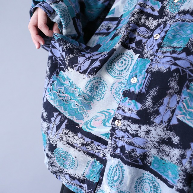 beautiful cold coloring art full pattern over silhouette shirt