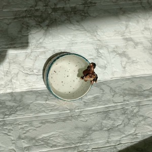 馬汁湯呑み2 ダンディなカップのフチ馬さんバージョン