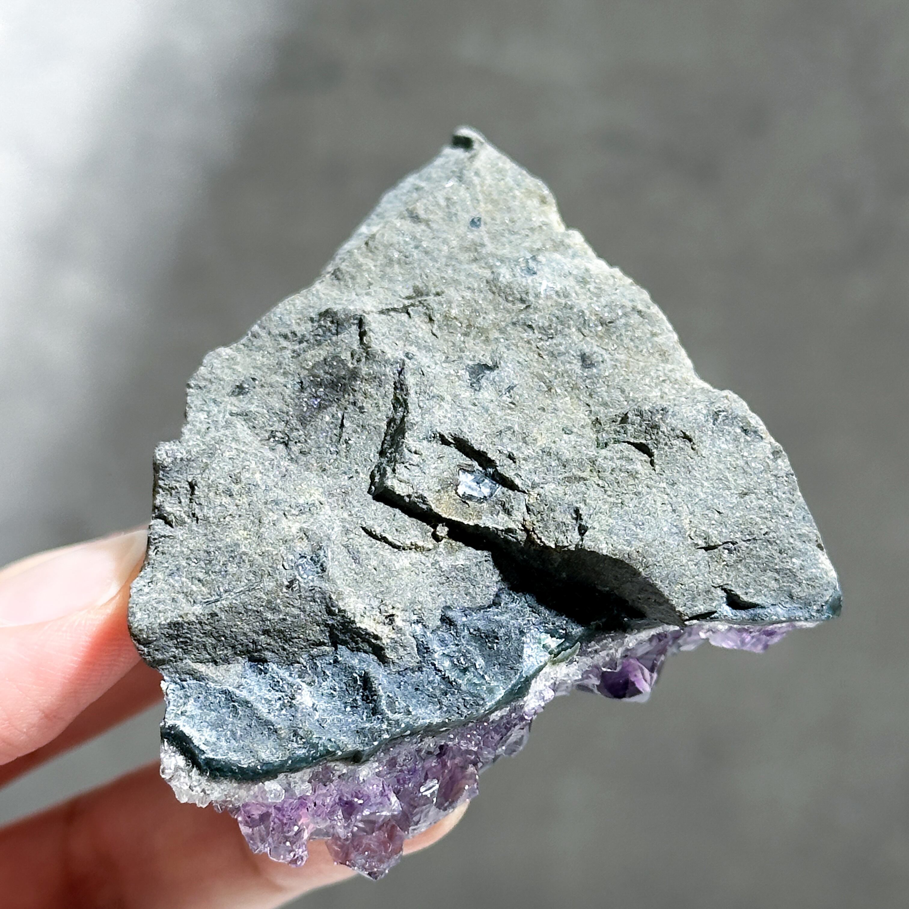 天使の指紋◎ウルグアイ産アメジスト 原石93◇ Amethyst ◇天然石