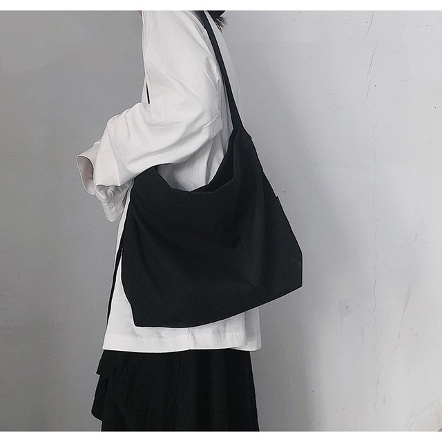 大容量！調節可能なストラップワンショルダー斜めがけバッグ BG0013