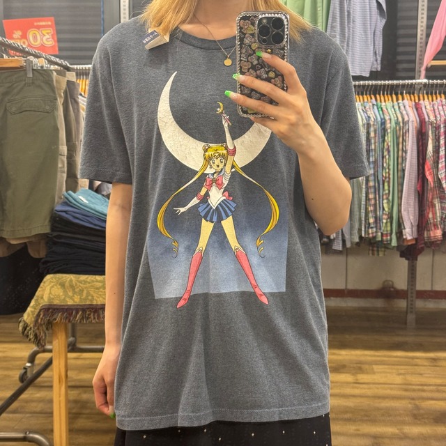 【USEDT/アニメT】セーラームーンTシャツ