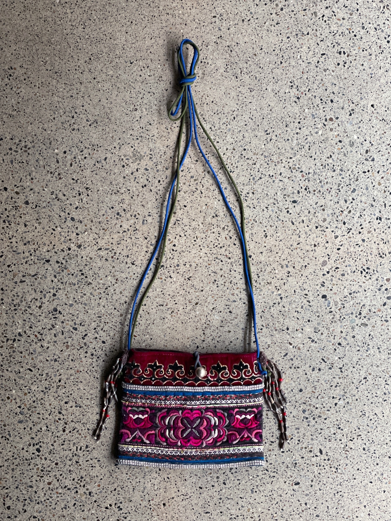 Miao tribe／Vintage textile shoulder bag