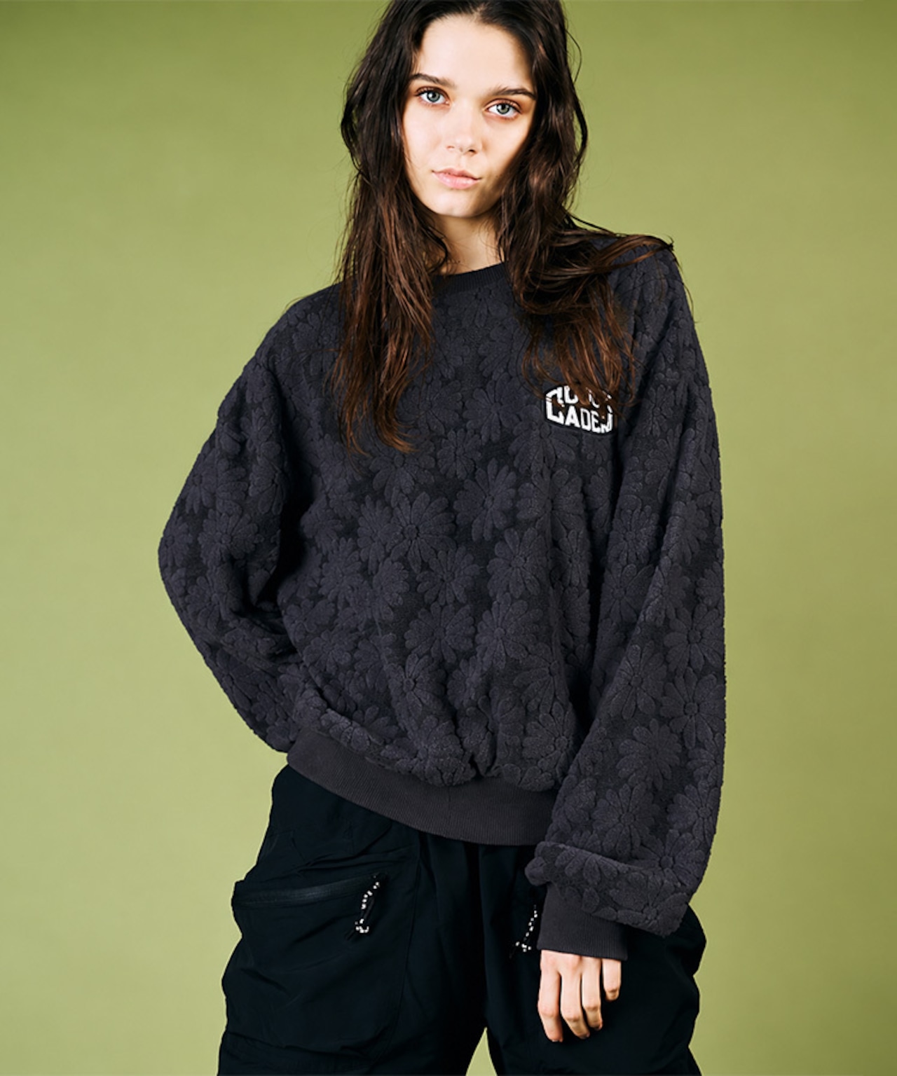 オパールフラワースウェットシャツ (BLACK) CQ-49033