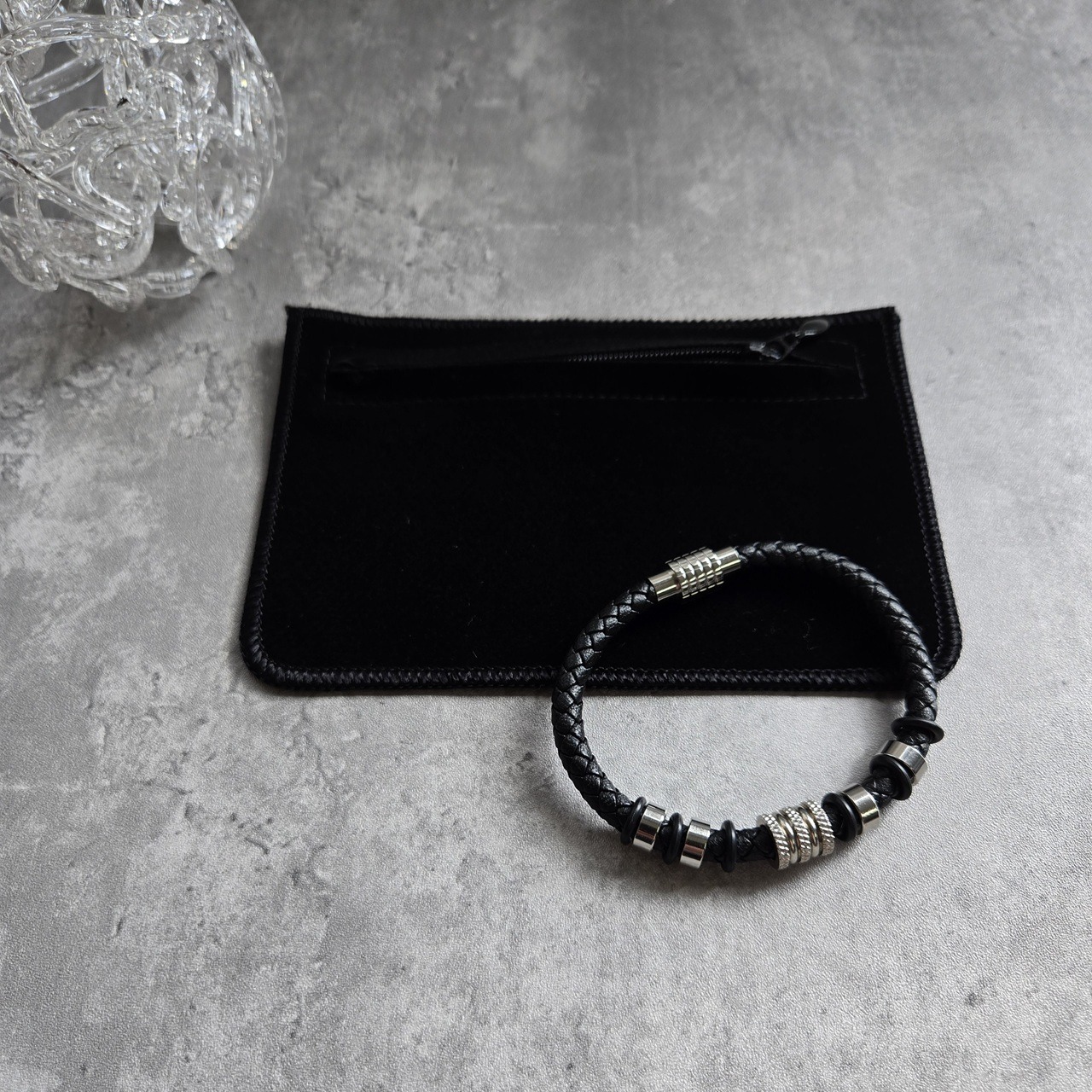 [BRISTOL] メタルチャーム ブラックレザーブレスレット 　