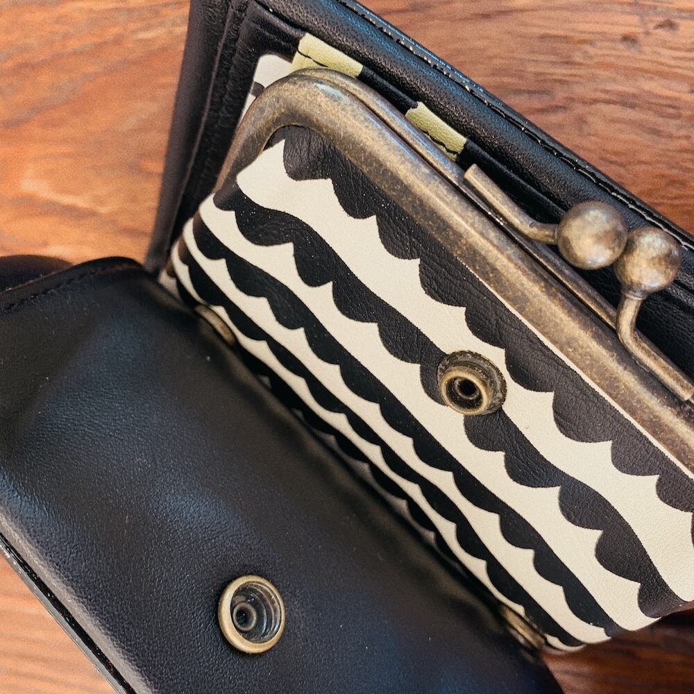 【展示品】リサ・スティックリー がま口 二つ折り財布 /金具ヴィンテージ加工