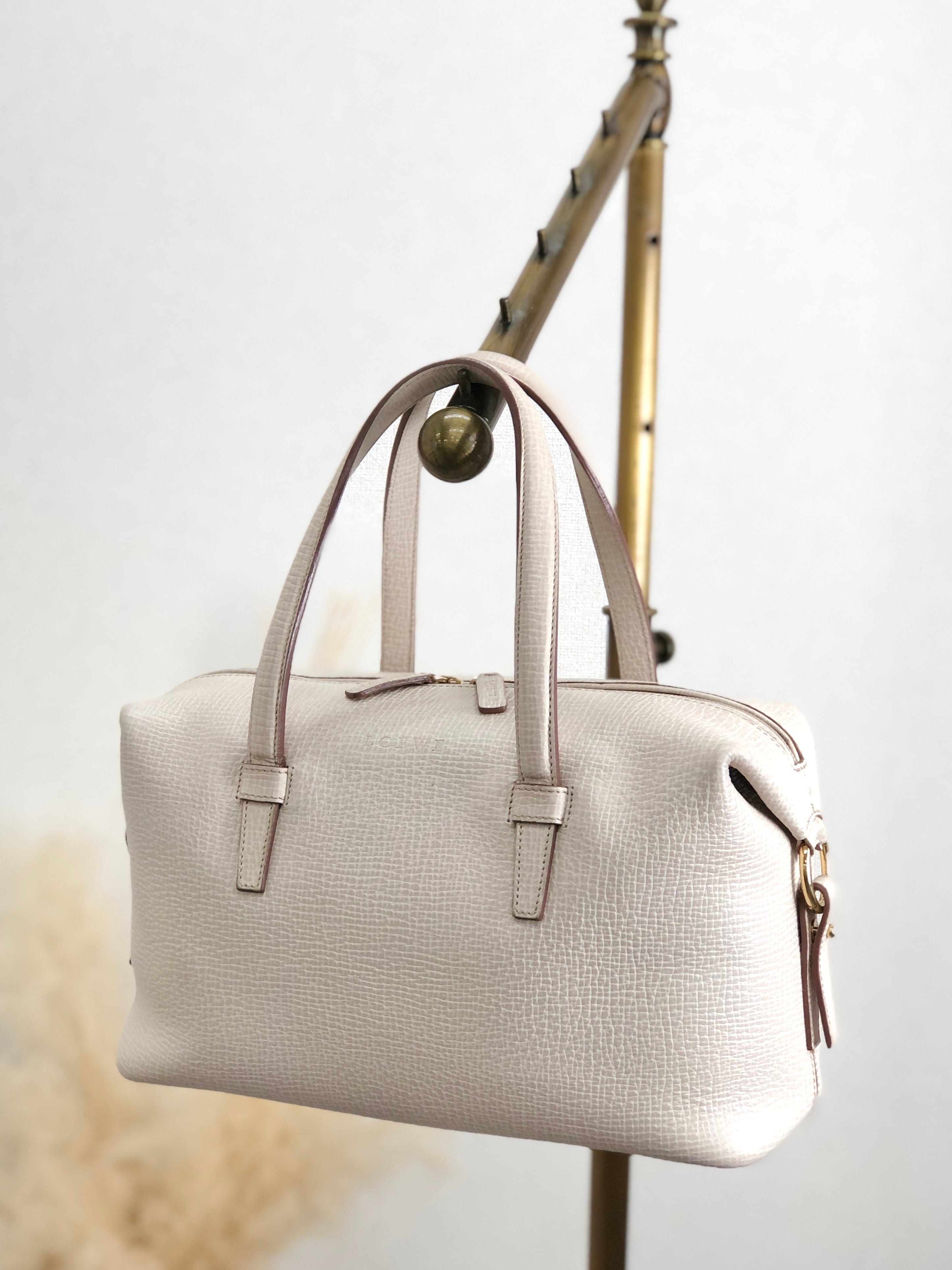 日本直送 名牌中古包 】LOEWE ロエベ ハンドバッグ アイボリー ロゴ 型