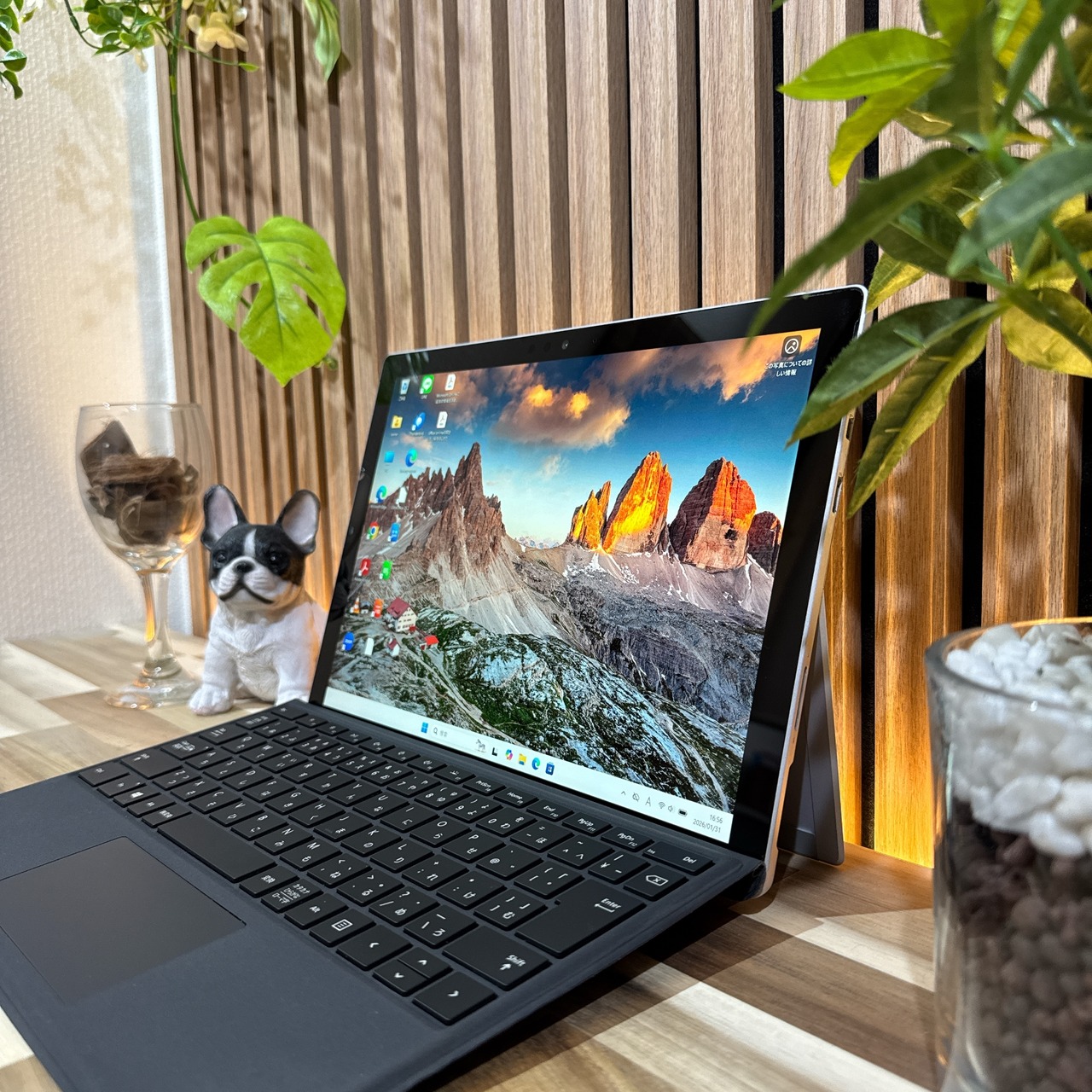 \ 公式ショップ限定価格❣️/ 準美品《2in1モデル》LTE タッチパネル式【Microsoft Surface Pro 5】SSD128GB ノートパソコン 安心サポート＆3ヶ月保証付き