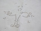 スカラップ　花籠刺繍　円形テーブルマット（薄シミあり） 画像5