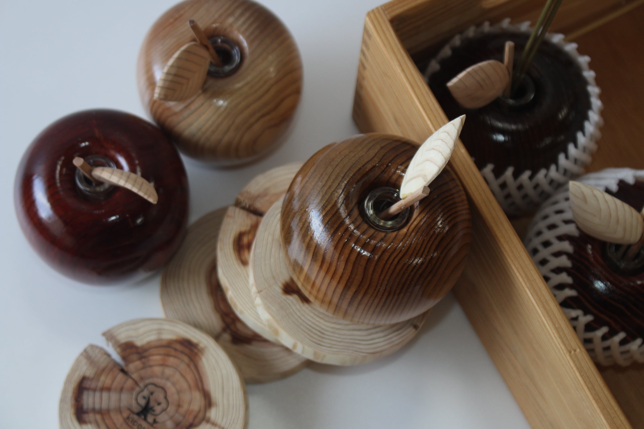 木製りんごのアロマスタンド【kicori】木工雑貨 ディフューザー