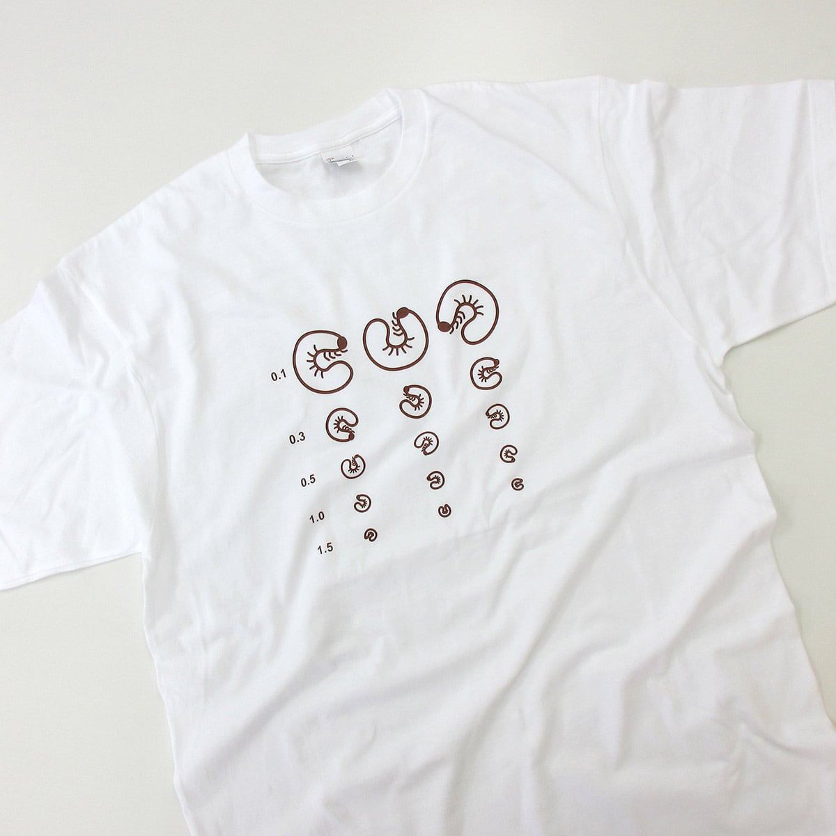 おもしろ 視力検査ができる Tシャツ os01 カブトムシ クワガタ 幼虫 おもしろ tシャツ 昆虫