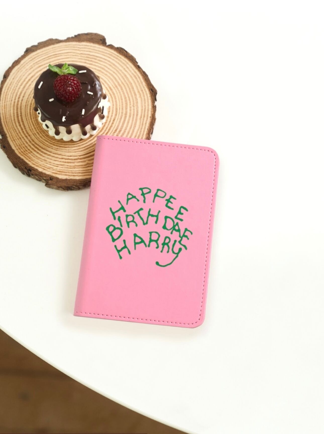 バリー ケーキデザイン パスポートケース 手帳カバー レディース ブランド 韓国限定】harry potter birthday cake passport case / ハリー