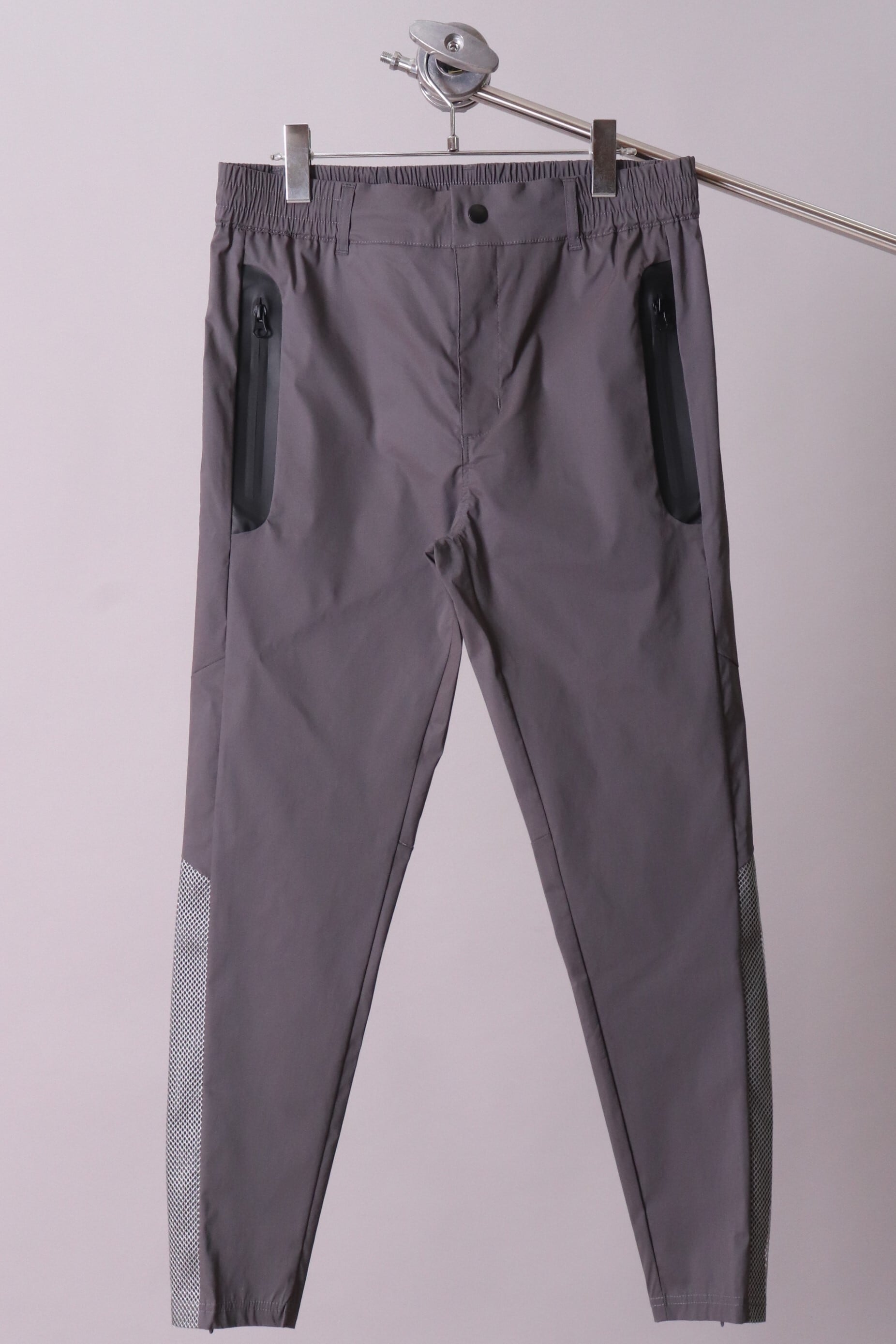 LUXE/R GOLF】（45858）＊撥水加工 防水 ファスナー メッシュ貼り付け
