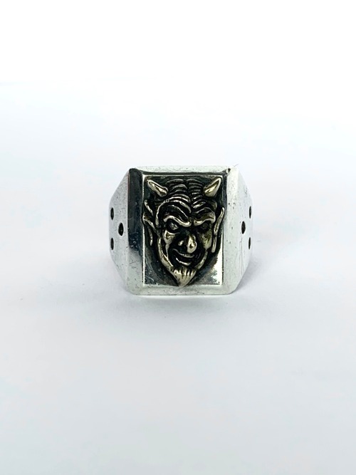 スリードットデビルリング