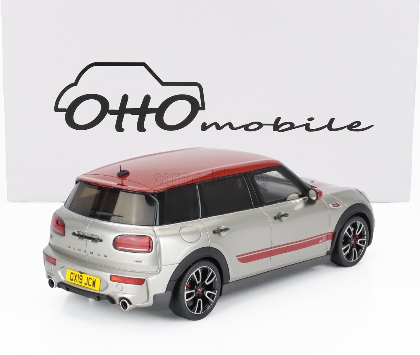 ミニカー 1/18 ミニクーパー F54 OTTO-MOBILE 1/18 MINI CLUBMAN (F54