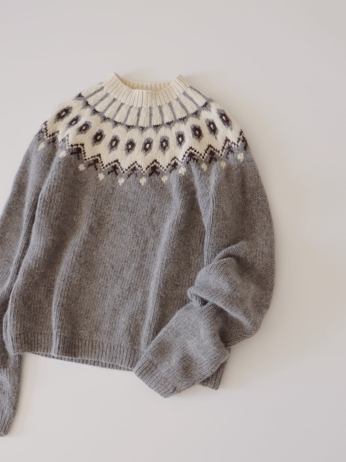 ●LAUREN RALPH LAUREN hand knit Angora nordic sweater