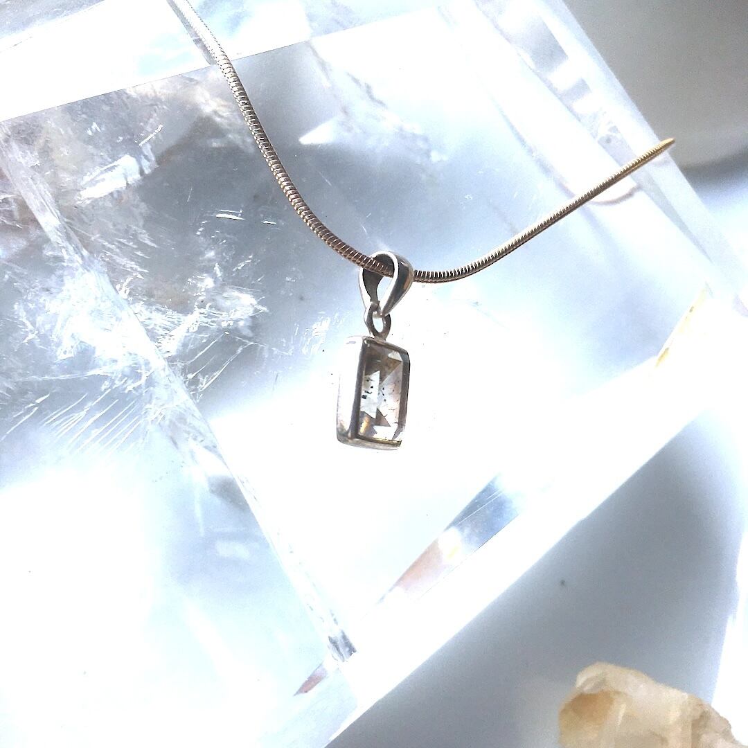 【一点物】✦·.⋆エレスチャルクォーツペンダント·.⋆天使の記憶✦