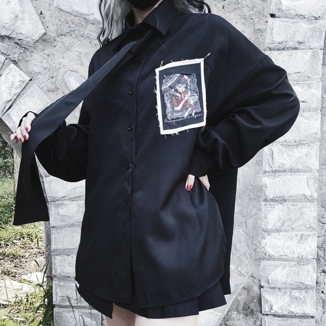 サブカル 服 地雷系 通販 Miub 黒シャツ ボウタイ 闇かわいい ゴシック ワッペンバンギャ