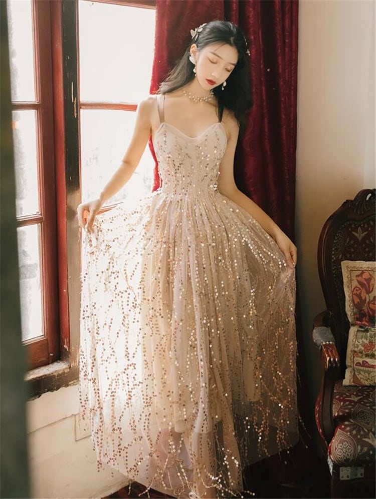 華やか新品入荷 バックレス Vネック スリングワンピース 新作 スリムフィット スパンコール お出かけ