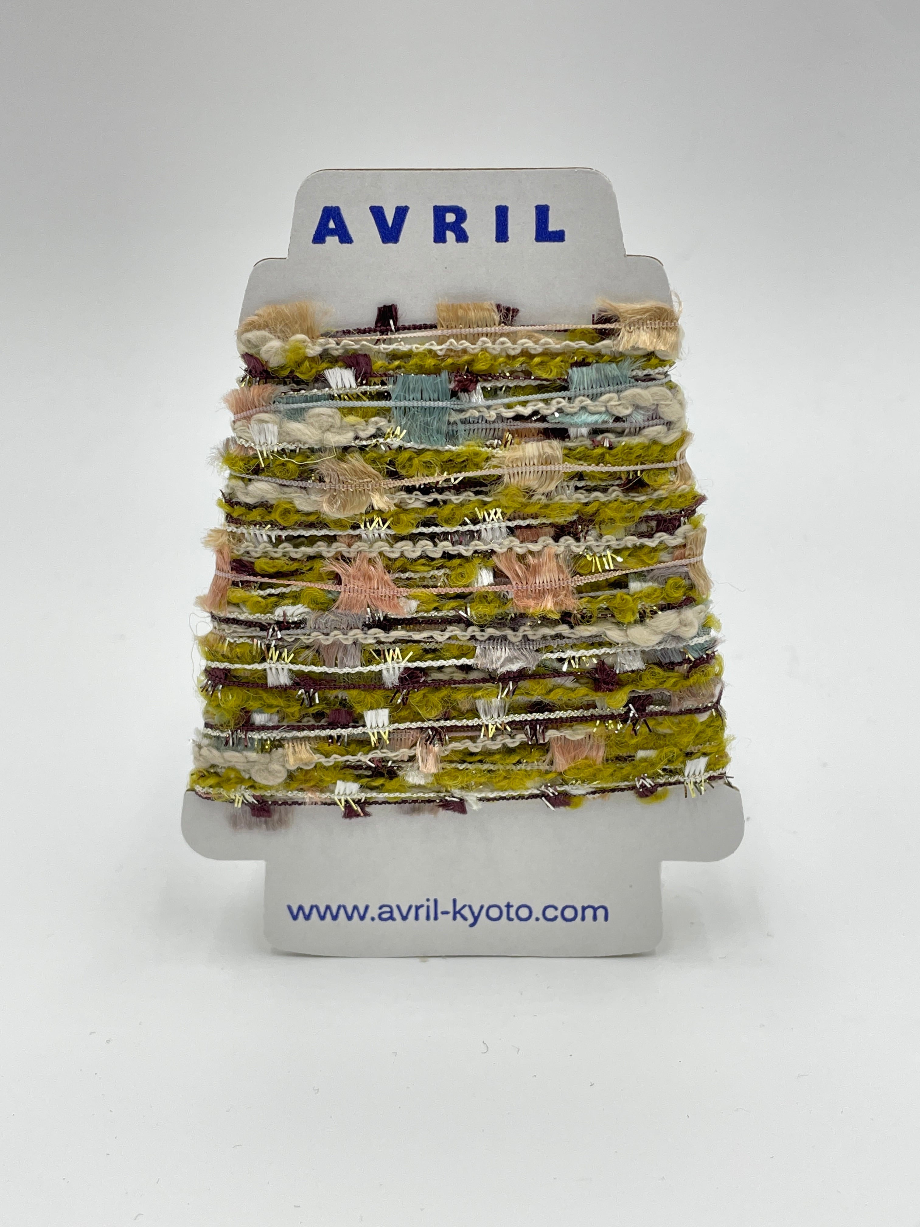 集めたくなる♬楽しい♬可愛い♡『ちょこっと巻きのファンシー糸』AVRILペラコーン172